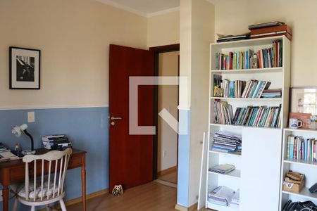 Casa à venda com 299m², 3 quartos e 4 vagasQuarto 2