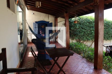 Casa à venda com 299m², 3 quartos e 4 vagasVaranda da Sala