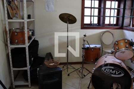 Casa à venda com 299m², 3 quartos e 4 vagasQuarto 4