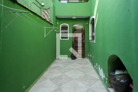 Casa à venda com 158m², 4 quartos e 2 vagas Casa à venda com 158m², 4 quartos e 2 vagasQuintal