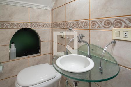 Casa à venda com 158m², 4 quartos e 2 vagas Casa à venda com 158m², 4 quartos e 2 vagasLavabo