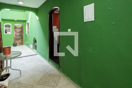 Casa à venda com 158m², 4 quartos e 2 vagas Casa à venda com 158m², 4 quartos e 2 vagasQuintal