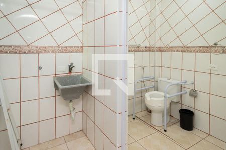 Casa à venda com 158m², 4 quartos e 2 vagas Casa à venda com 158m², 4 quartos e 2 vagasÁrea de Serviço