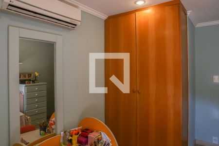 Casa de condomínio à venda com 168m², 4 quartos e 2 vagas Casa de condomínio à venda com 168m², 4 quartos e 2 vagasQuarto 3