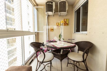 Apartamento para alugar com 75m², 2 quartos e 2 vagasSacada