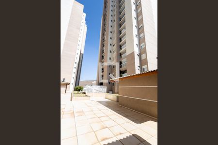 Apartamento para alugar com 75m², 2 quartos e 2 vagasFachada