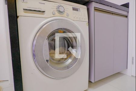 Apartamento à venda com 30m², 1 quarto e sem vaga Apartamento à venda com 30m², 1 quarto e sem vagaÁrea de Serviço