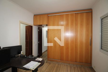 Casa à venda com 300m², 5 quartos e 2 vagasQuarto 2 