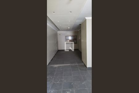 Casa para alugar com 2 quartos, 300m² em Santo Amaro, São Paulo