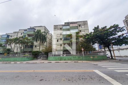 Apartamento para alugar com 72m², 2 quartos e 1 vagaFachada