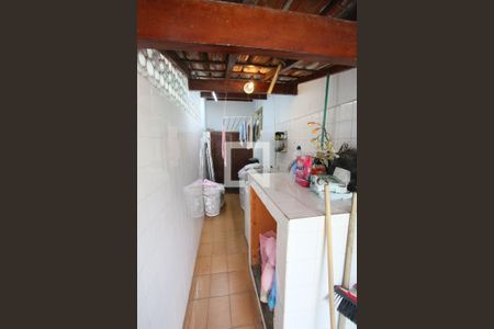 Casa à venda com 350m², 7 quartos e 1 vaga Casa à venda com 350m², 7 quartos e 1 vagaLavanderia