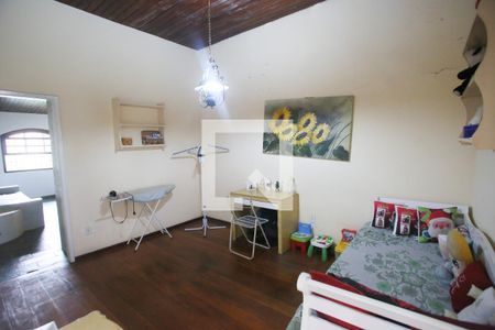 Casa à venda com 350m², 7 quartos e 1 vaga Casa à venda com 350m², 7 quartos e 1 vagaHall dos Quartos