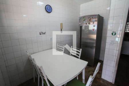 Casa à venda com 350m², 7 quartos e 1 vaga Casa à venda com 350m², 7 quartos e 1 vagaCopa