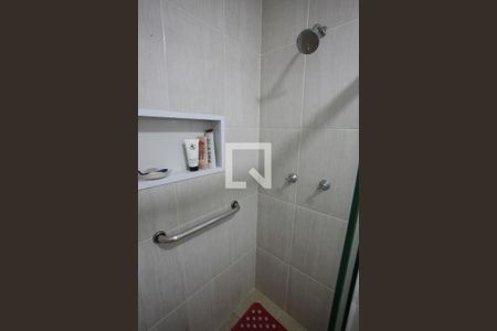 Casa à venda com 350m², 7 quartos e 1 vaga Casa à venda com 350m², 7 quartos e 1 vagaBanheiro da Suíte