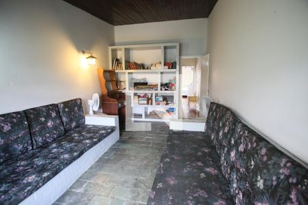 Casa à venda com 350m², 7 quartos e 1 vaga Casa à venda com 350m², 7 quartos e 1 vagaQuarto 5