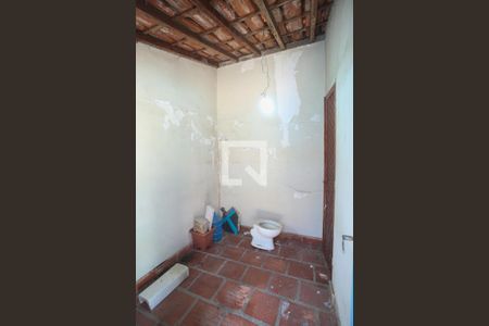 Casa à venda com 350m², 7 quartos e 1 vaga Casa à venda com 350m², 7 quartos e 1 vagaQuarto 6