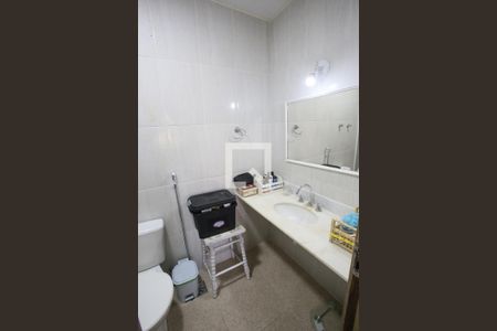 Casa à venda com 350m², 7 quartos e 1 vaga Casa à venda com 350m², 7 quartos e 1 vagaBanheiro da Suíte