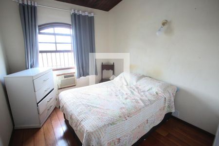 Casa à venda com 350m², 7 quartos e 1 vaga Casa à venda com 350m², 7 quartos e 1 vagaQuarto 3