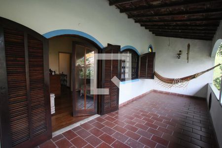 Casa à venda com 350m², 7 quartos e 1 vaga Casa à venda com 350m², 7 quartos e 1 vagaVaranda da Suíte