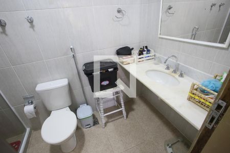 Casa à venda com 350m², 7 quartos e 1 vaga Casa à venda com 350m², 7 quartos e 1 vagaBanheiro da Suíte