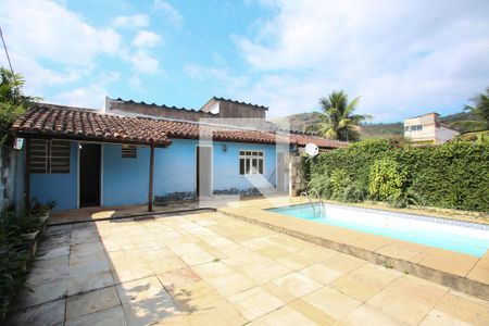 Casa à venda com 350m², 7 quartos e 1 vaga Casa à venda com 350m², 7 quartos e 1 vaga Piscina