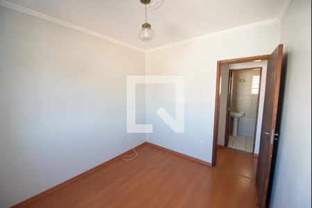 Quarto de apartamento para alugar com 2 quartos, 61m² em Parque Santo Antônio, Taubaté