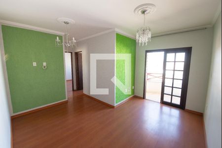 Sala de apartamento para alugar com 2 quartos, 61m² em Parque Santo Antônio, Taubaté