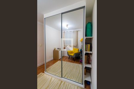 Apartamento à venda com 110m², 2 quartos e 1 vaga Apartamento à venda com 110m², 2 quartos e 1 vagaQuarto 2 - Armários