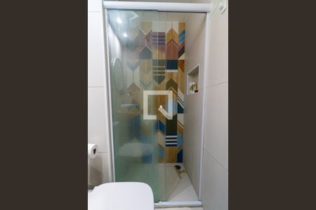 Apartamento à venda com 110m², 2 quartos e 1 vaga Apartamento à venda com 110m², 2 quartos e 1 vagaBanheiro Detalhe