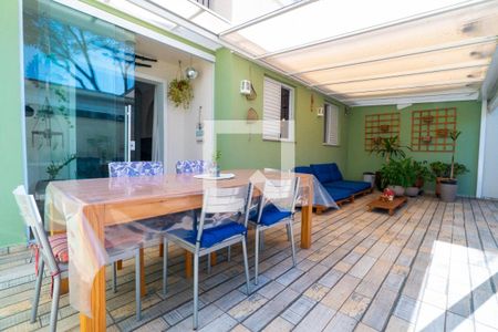 Apartamento à venda com 110m², 2 quartos e 1 vaga Apartamento à venda com 110m², 2 quartos e 1 vagaÁrea externa