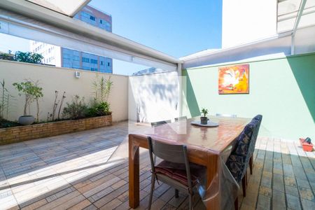 Apartamento à venda com 110m², 2 quartos e 1 vaga Apartamento à venda com 110m², 2 quartos e 1 vagaÁrea externa