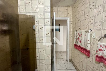 Apartamento à venda com 140m², 3 quartos e 1 vaga Apartamento à venda com 140m², 3 quartos e 1 vagaBanheiro