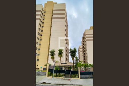 Apartamento para alugar com 58m², 3 quartos e 1 vagaFachada