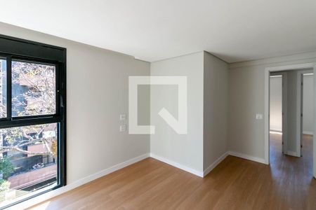Apartamento à venda com 166m², 3 quartos e 3 vagas Apartamento à venda com 166m², 3 quartos e 3 vagasQuarto Suíte