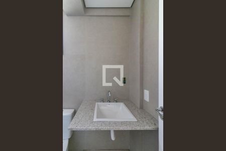 Apartamento à venda com 166m², 3 quartos e 3 vagas Apartamento à venda com 166m², 3 quartos e 3 vagasBanheiro Social