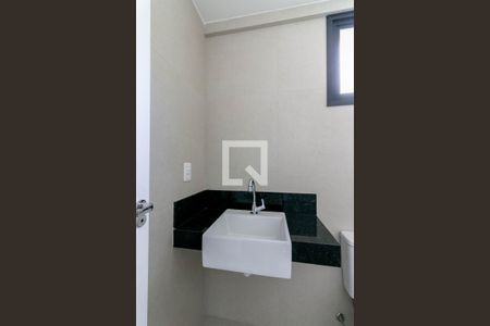 Apartamento à venda com 166m², 3 quartos e 3 vagas Apartamento à venda com 166m², 3 quartos e 3 vagasBanheiro Social