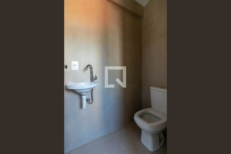 Apartamento à venda com 166m², 3 quartos e 3 vagas Apartamento à venda com 166m², 3 quartos e 3 vagasCozinha e Área de Serviço