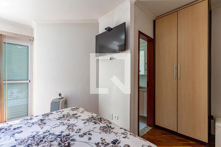 Casa à venda com 254m², 4 quartos e 8 vagas Casa à venda com 254m², 4 quartos e 8 vagasSuite 3