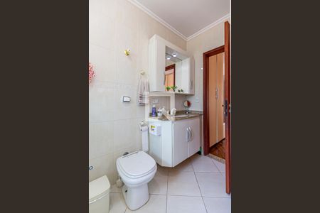 Casa à venda com 254m², 4 quartos e 8 vagas Casa à venda com 254m², 4 quartos e 8 vagasBanheiro da Suite