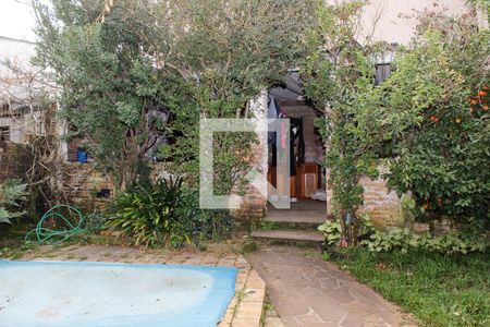 Casa à venda com 100m², 2 quartos e 2 vagas Casa à venda com 100m², 2 quartos e 2 vagasÁrea comum - Piscina