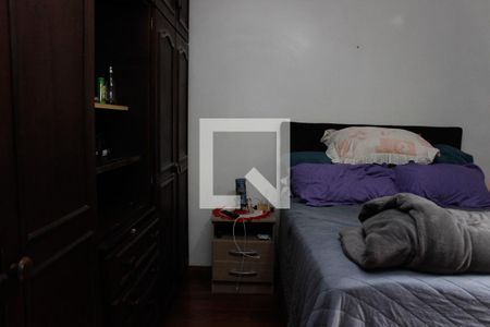 Casa à venda com 100m², 2 quartos e 2 vagas Casa à venda com 100m², 2 quartos e 2 vagasQuarto 1