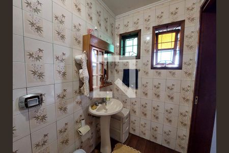 Casa à venda com 100m², 2 quartos e 2 vagas Casa à venda com 100m², 2 quartos e 2 vagasBanheiro da Suíte