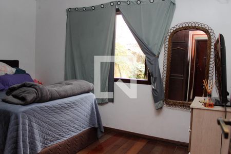 Casa à venda com 100m², 2 quartos e 2 vagas Casa à venda com 100m², 2 quartos e 2 vagasQuarto 1