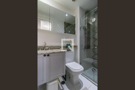 Apartamento à venda com 62m², 2 quartos e 1 vaga Apartamento à venda com 62m², 2 quartos e 1 vagaBanheiro da Suíte