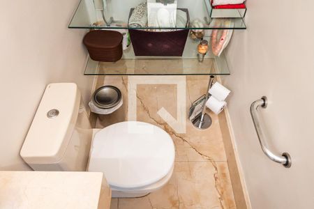 Casa à venda com 204m², 3 quartos e 2 vagasLavabo