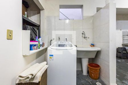 Casa à venda com 204m², 3 quartos e 2 vagasÁrea de Serviço