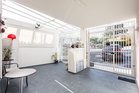 Casa à venda com 204m², 3 quartos e 2 vagasGaragem