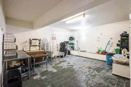 Casa à venda com 204m², 3 quartos e 2 vagasÁrea de Serviço