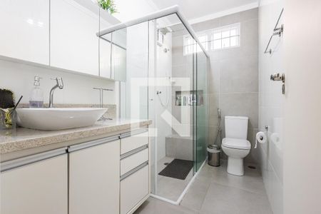 Casa à venda com 204m², 3 quartos e 2 vagasBanheiro da Suíte