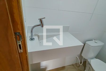 Casa à venda com 220m², 3 quartos e 1 vaga Casa à venda com 220m², 3 quartos e 1 vagaTerraço - Lavabo